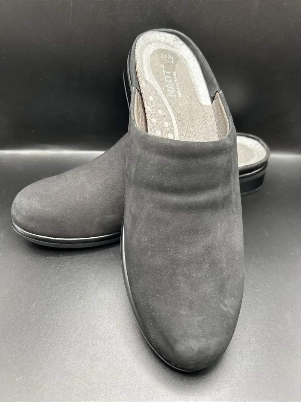 NAOT Women’s 7.5 Lodos Dressy Black Slip-On Leather Mules Women's EU 38